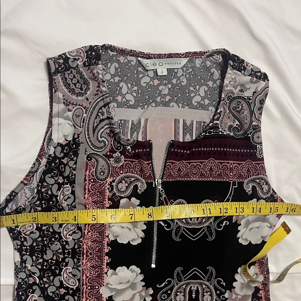 Cleo Paisley Floral Sleeveless Tunic Top Zip Front V Neck Size S Petite - Picture 5 of 9